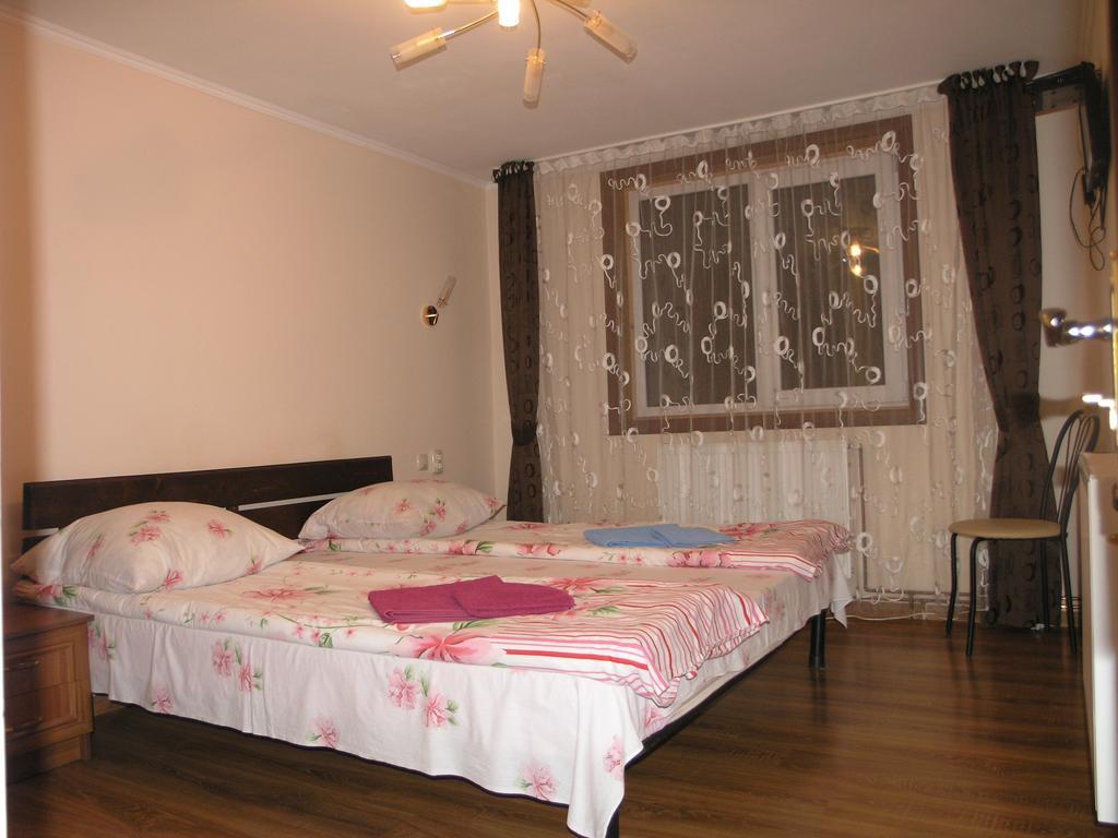Arnika Tatariv Hotel Exterior photo
